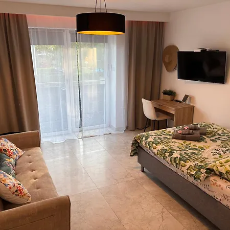Chill Out - Apartmenty Apartman *